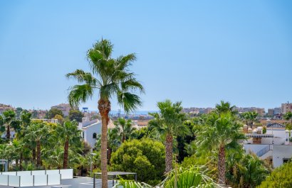 Resale - Villa - Orihuela Costa - Villamartín