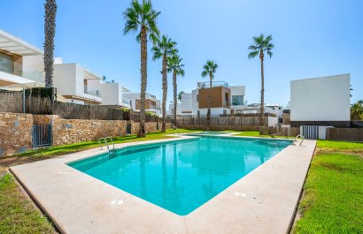 Resale - Villa - Orihuela Costa - Villamartín