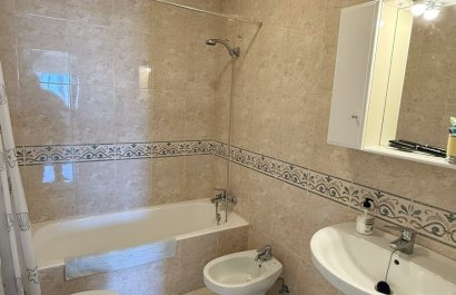 Reventa - Townhouse / Duplex - Ciudad Quesada - La Fiesta