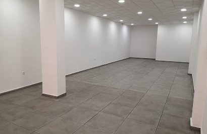 Resale - Commercial - Benidorm - Colonia Madrid