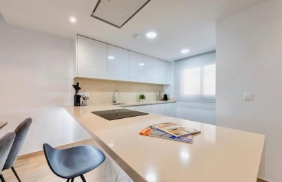 Resale - Townhouse / Duplex / Corner - Finestrat - Urbanización