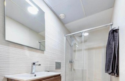 Resale - Townhouse / Duplex / Corner - Finestrat - Urbanización