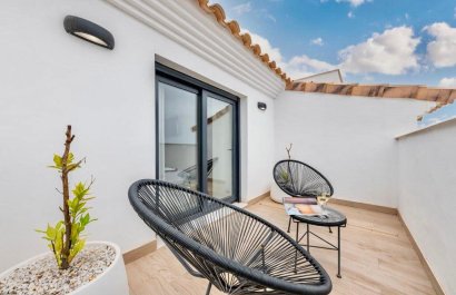Resale - Townhouse / Duplex / Corner - Finestrat - Urbanización