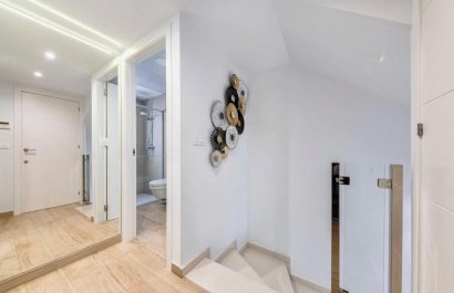 Resale - Townhouse / Duplex / Corner - Finestrat - Urbanización