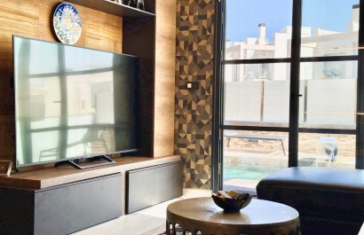 Resale - Villa - Orihuela Costa - Cabo Roig