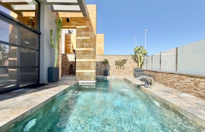 Resale - Villa - Orihuela Costa - Cabo Roig