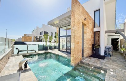 Resale - Villa - Orihuela Costa - Cabo Roig