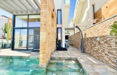 Resale - Villa - Orihuela Costa - Cabo Roig