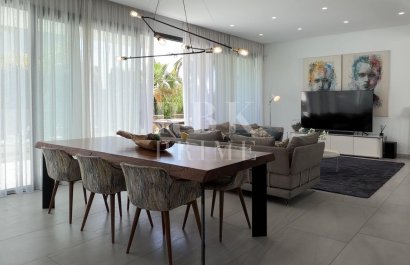 Resale - Villa - Finestrat