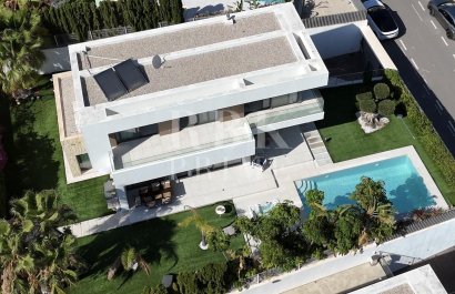 Resale - Villa - Finestrat
