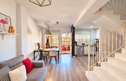 Resale - Townhouse / Duplex / Corner - Guardamar del Segura - Center - El Raso