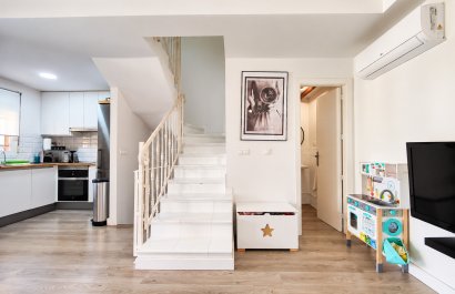 Resale - Townhouse / Duplex / Corner - Guardamar del Segura - Center - El Raso