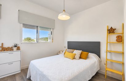 Resale - Townhouse / Duplex / Corner - Guardamar del Segura - Center - El Raso