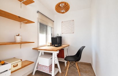Resale - Townhouse / Duplex / Corner - Guardamar del Segura - Center - El Raso