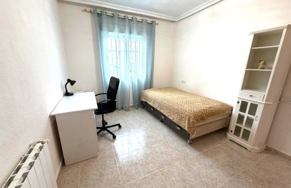 Herverkoop - Villa - Orihuela Costa - Villamartín