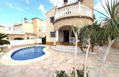 Herverkoop - Villa - Orihuela Costa - Villamartín