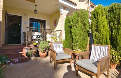 Resale - Townhouse / Duplex / Corner - Ciudad Quesada - Doña Pepa