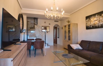 Resale - Townhouse / Duplex / Corner - Ciudad Quesada - Doña Pepa