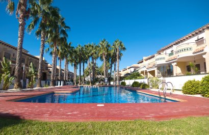 Resale - Townhouse / Duplex / Corner - Ciudad Quesada - Doña Pepa