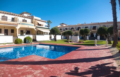 Resale - Townhouse / Duplex / Corner - Ciudad Quesada - Doña Pepa