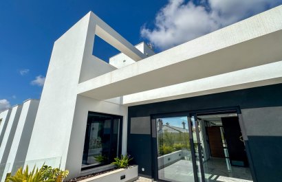 Resale - Villa - Orihuela Costa - Villamartín