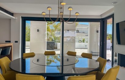 Resale - Villa - Orihuela Costa - Villamartín