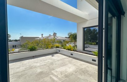 Resale - Villa - Orihuela Costa - Villamartín