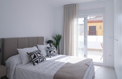 Obra nueva - Townhouse / Duplex - Jerónimo y Avileses