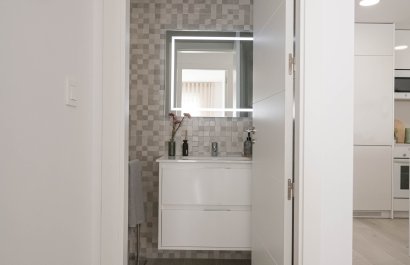 Obra nueva - Townhouse / Duplex - Jerónimo y Avileses