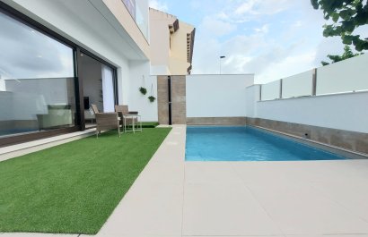 Obra nueva - Townhouse / Duplex - Las Esperanzas