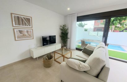 Obra nueva - Townhouse / Duplex - Las Esperanzas