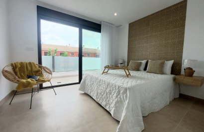 Obra nueva - Townhouse / Duplex - Las Esperanzas